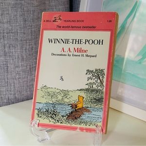 AA Milne Winnie The Pooh Paperback Vintage Book